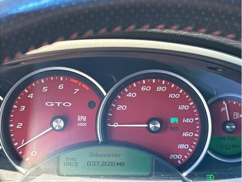 Used 2005 Pontiac GTO Coupe 2D image 29