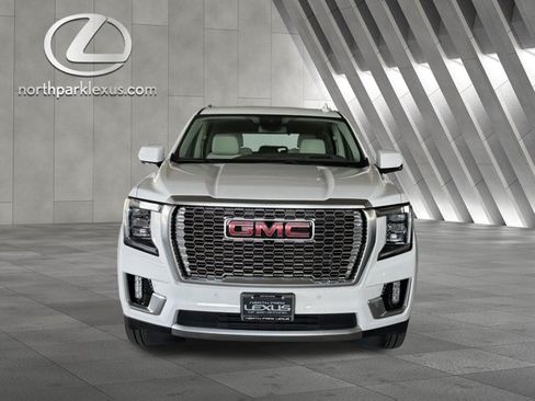 Used 2023 GMC Yukon Denali AWD/4WD image 26