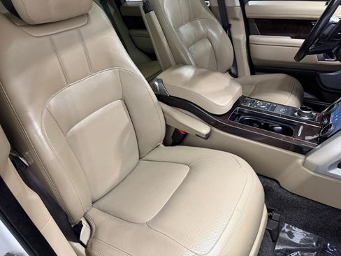 Used 2019 Land Rover Range Rover HSE AWD/4WD image 53