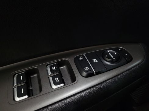 Used 2019 Kia Optima S FWD image 27