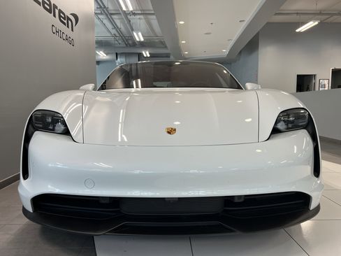 Used 2022 Porsche Taycan 4S image 10