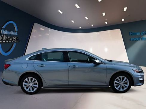 Used 2024 Chevrolet Malibu LT image 4