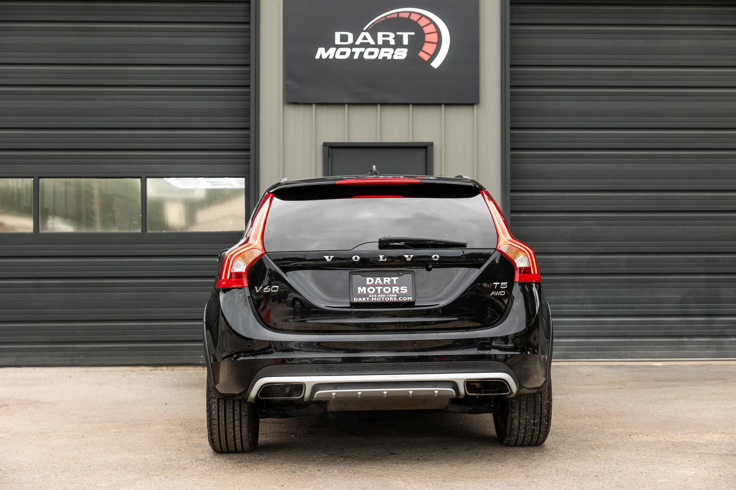Used 2016 Volvo V60 T5 Cross Country w/ Convenience Package AWD/4WD image 6