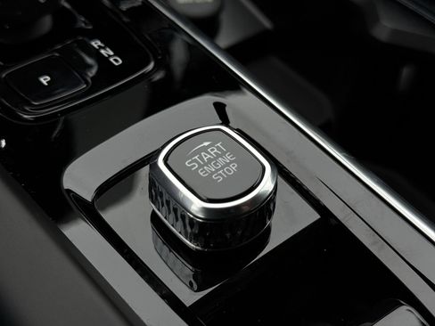 New 2026 Volvo XC60 B5 Plus w/ Protection Package Premier image 17