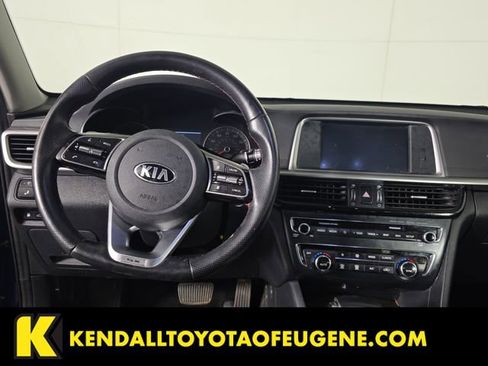 Used 2020 Kia Optima SX FWD image 9