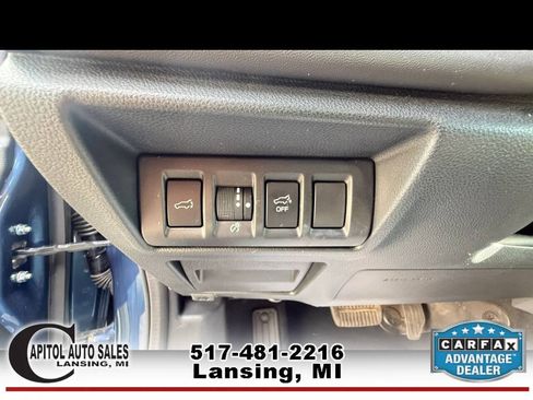 Used 2022 Subaru Outback Limited AWD/4WD image 18