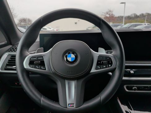 Used 2025 BMW X5 xDrive40i image 23