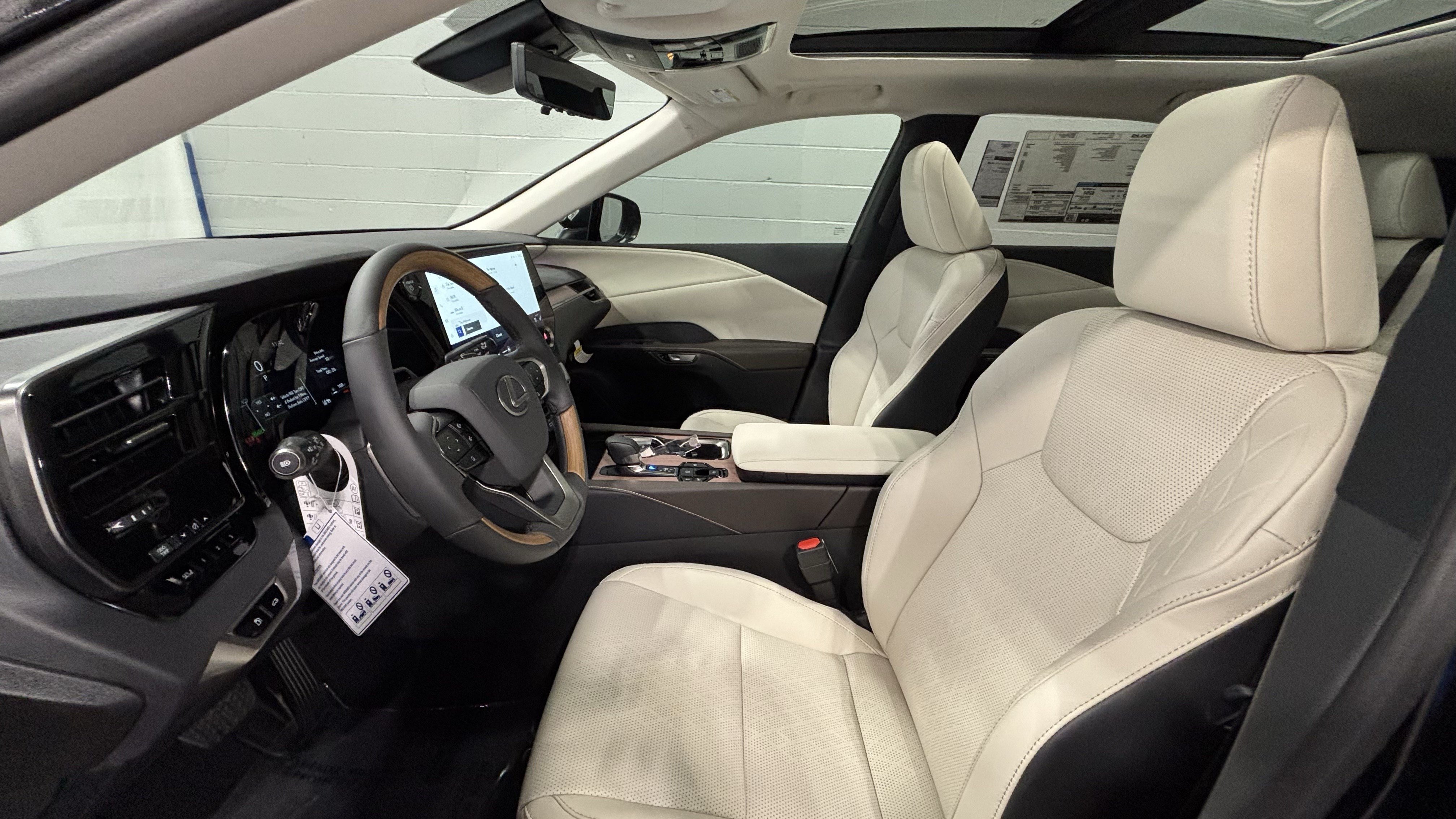 New 2026 Lexus RX 350h AWD/4WD image 29