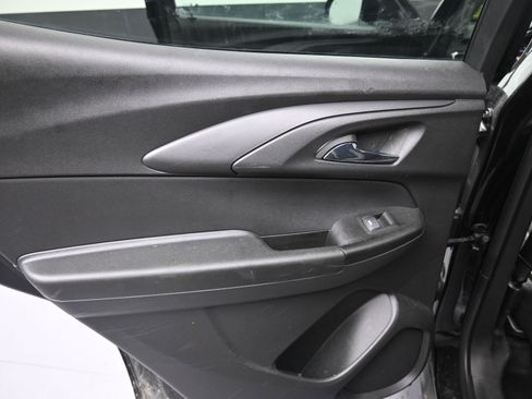 Used 2023 Chevrolet TrailBlazer LT w/ Convenience Package image 26