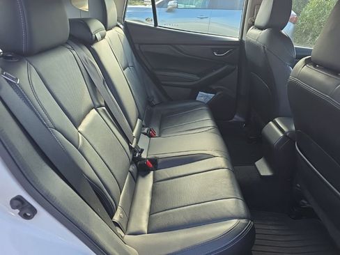 Used 2017 Subaru Impreza 2.0i Limited image 12