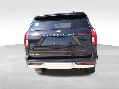 Used 2025 Ford Expedition Max Platinum AWD/4WD image 19