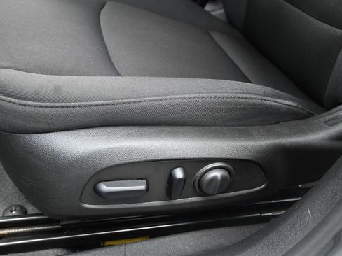 Used 2023 Chevrolet Malibu LT image 16