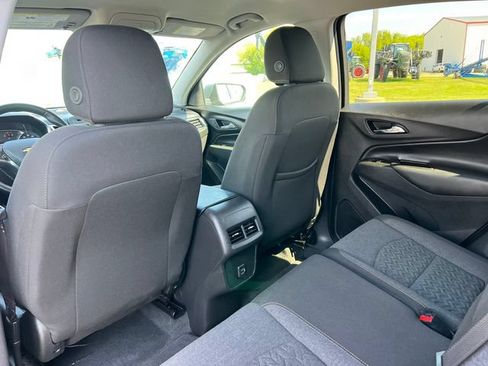 Used 2024 Chevrolet Equinox LT AWD/4WD image 35