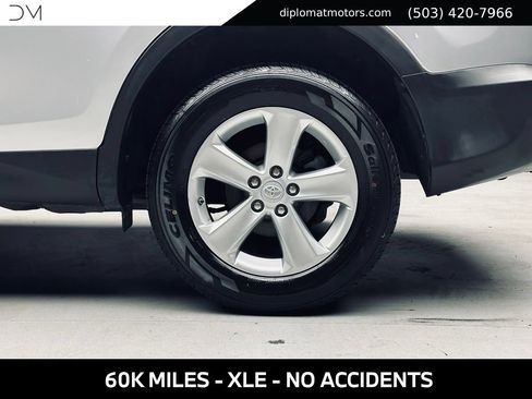 Used 2014 Toyota RAV4 XLE FWD image 41
