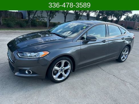 Used 2016 Ford Fusion SE AWD/4WD image 1
