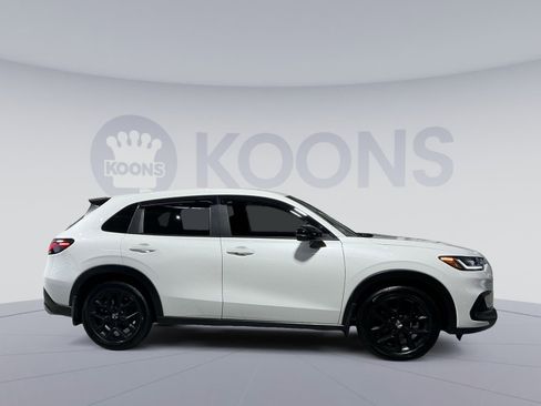 Used 2024 Honda HR-V Sport image 17