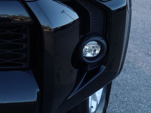 Used 2022 Toyota 4Runner SR5 image 3