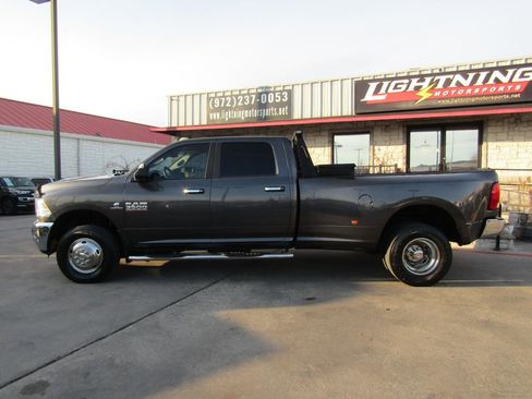Used 2018 RAM 3500 Big Horn w/ Max Tow Package image 2