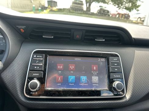 Certified 2022 Nissan Kicks S FWD image 43