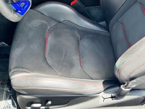 Used 2019 Chevrolet Camaro ZL1 RWD image 20
