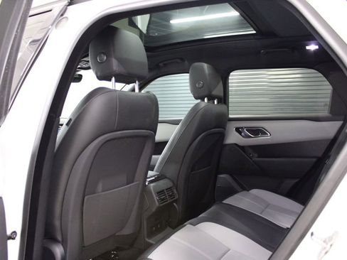 Used 2026 Land Rover Range Rover Velar Dynamic SE AWD/4WD image 37