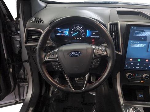 Certified 2024 Ford Edge ST-Line image 12