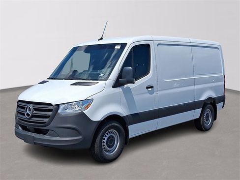New 2025 Mercedes-Benz Sprinter 2500 image 1
