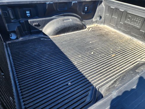 Used 2025 Ford F250 XLT image 6