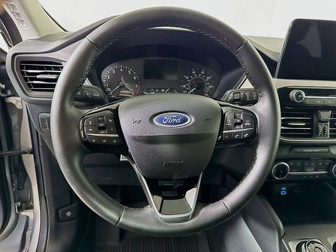 Used 2022 Ford Escape SEL AWD/4WD image 12