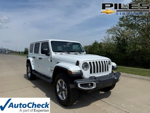 Used 2021 Jeep Wrangler Unlimited Sahara AWD/4WD image 1