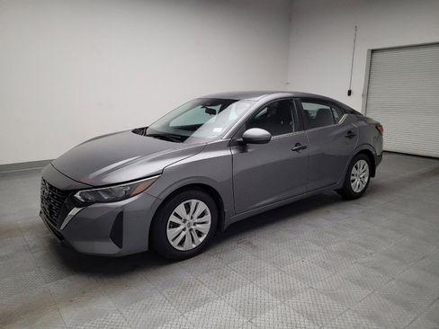 Used 2024 Nissan Sentra S FWD image 2