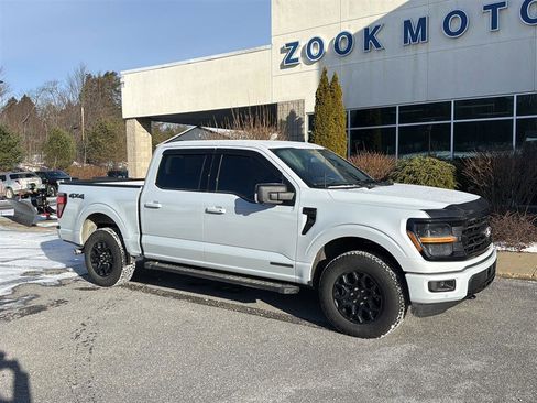 Used 2025 Ford F150 XLT w/ Equipment Group 302A MID image 2