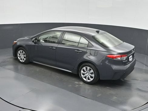 Used 2025 Toyota Corolla LE FWD image 45