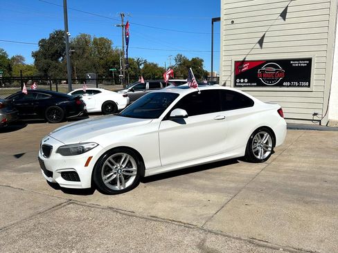 Used 2014 BMW 228i Coupe image 1