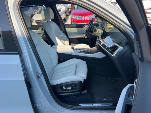 Used 2024 BMW X5 M60i AWD/4WD image 42