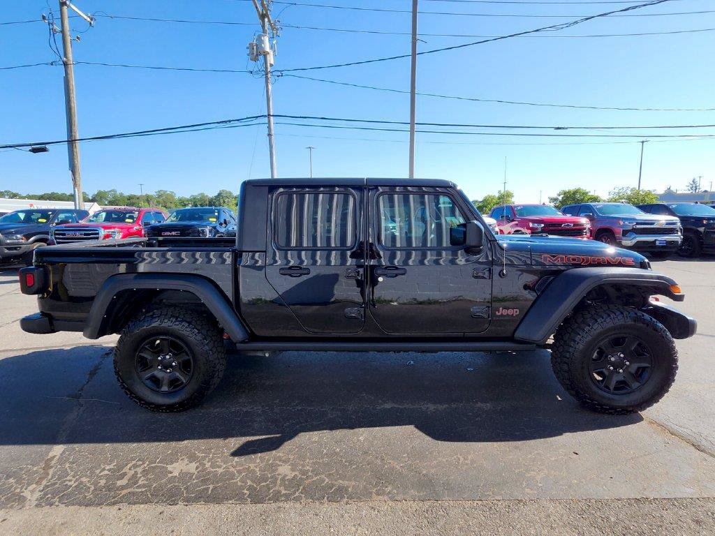 Used 2021 Jeep Gladiator Mojave AWD/4WD image 6