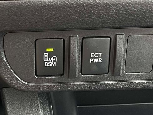 Used 2023 Toyota Tacoma SR5 w/ Technology Package AWD/4WD image 20