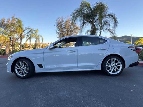 Used 2022 Genesis G70 2.0T image 18