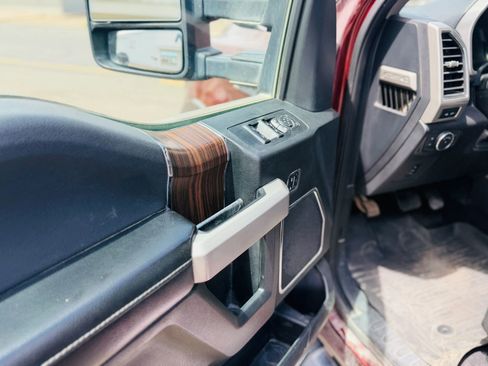 Used 2017 Ford F150 Lariat AWD/4WD image 9
