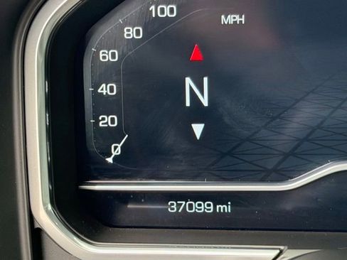 Used 2024 GMC Sierra 1500 AT4 w/ Technology Package AWD/4WD image 29