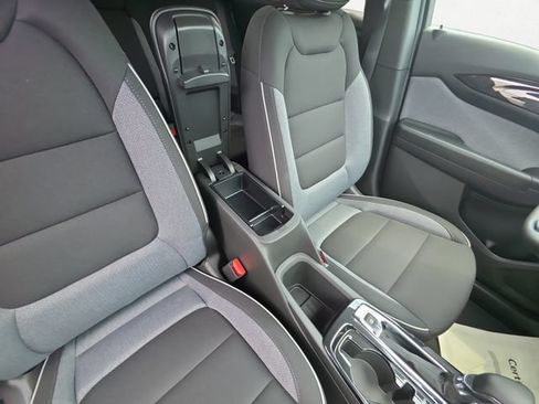 New 2026 Chevrolet TrailBlazer LT w/ Convenience Package FWD image 17
