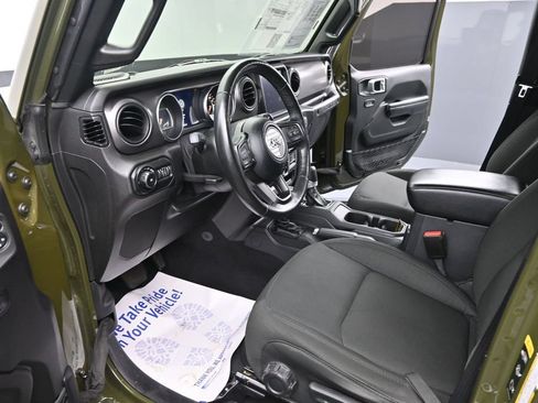 Used 2021 Jeep Wrangler Unlimited Sport AWD/4WD image 17