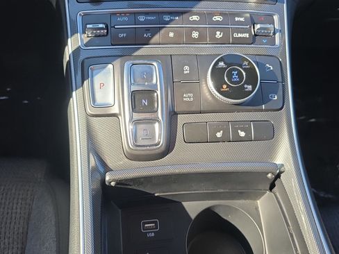 Used 2023 Hyundai Santa Fe SEL image 13