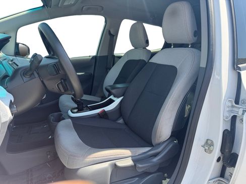 Used 2021 Chevrolet Bolt LT FWD image 9