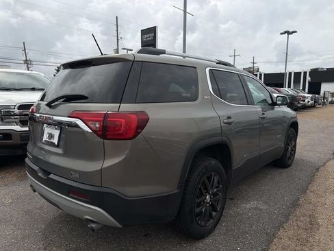 Used 2019 GMC Acadia SLT FWD image 6