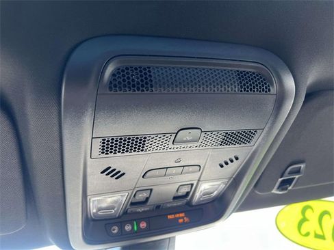 Used 2023 Cadillac XT6 Premium Luxury image 35