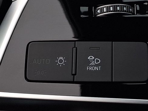 Used 2025 Audi Q7 3.0T Premium w/ Convenience Package image 26