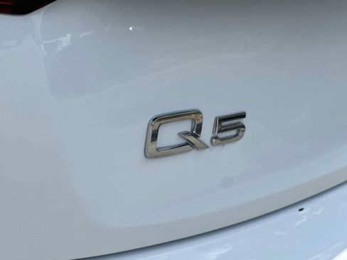 Used 2025 Audi Q5 2.0T Premium AWD/4WD image 11