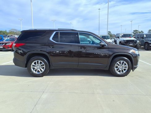 Used 2018 Chevrolet Traverse LT image 5