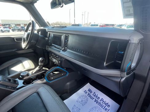 Used 2022 Ford Bronco Black Diamond image 27